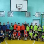 Пліч-о-пліч