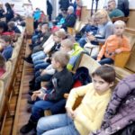 У рамках благодійної акції  „Подаруй дитині свято“ до Дня  Святого Миколая делегація дітей Павлоградського району відвідали святковий захід в м. Дніпрі.